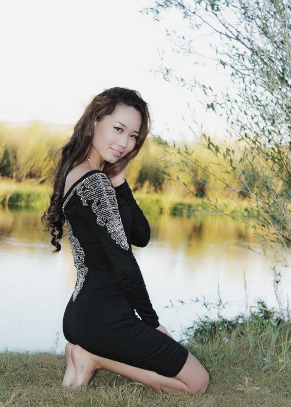 Сексуальные киргизские девушки 77 фото