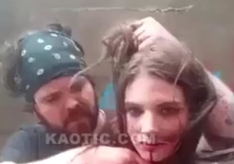 【閲覧注意】ISISに捕まった美少女、レ●プよりヤバい事される（動画あり）