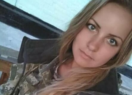 【閲覧注意】ウクライナの女性兵士、ロシア軍にめちゃくちゃにされ発見される…（画像あり）