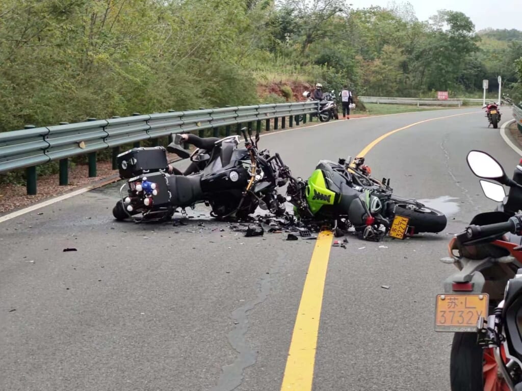 【閲覧注意】バイク美女youtuber、撮影中に死亡。動画がヤバすぎる ポッカキット 