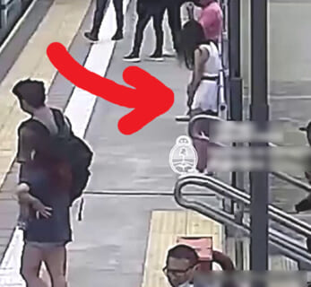 【衝撃映像】駅のホームにいるこの泥酔美女、今からヤバい事になります・・・・・